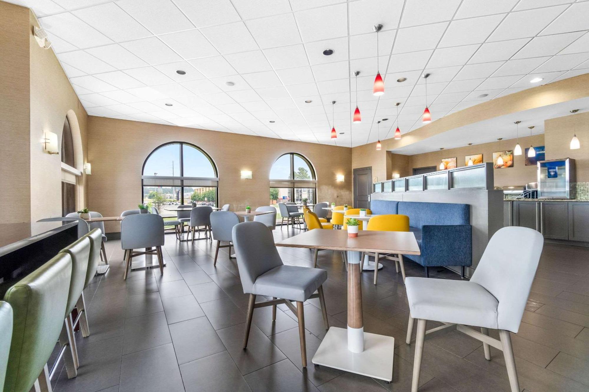 Comfort Suites Jackson I-40 Екстер'єр фото