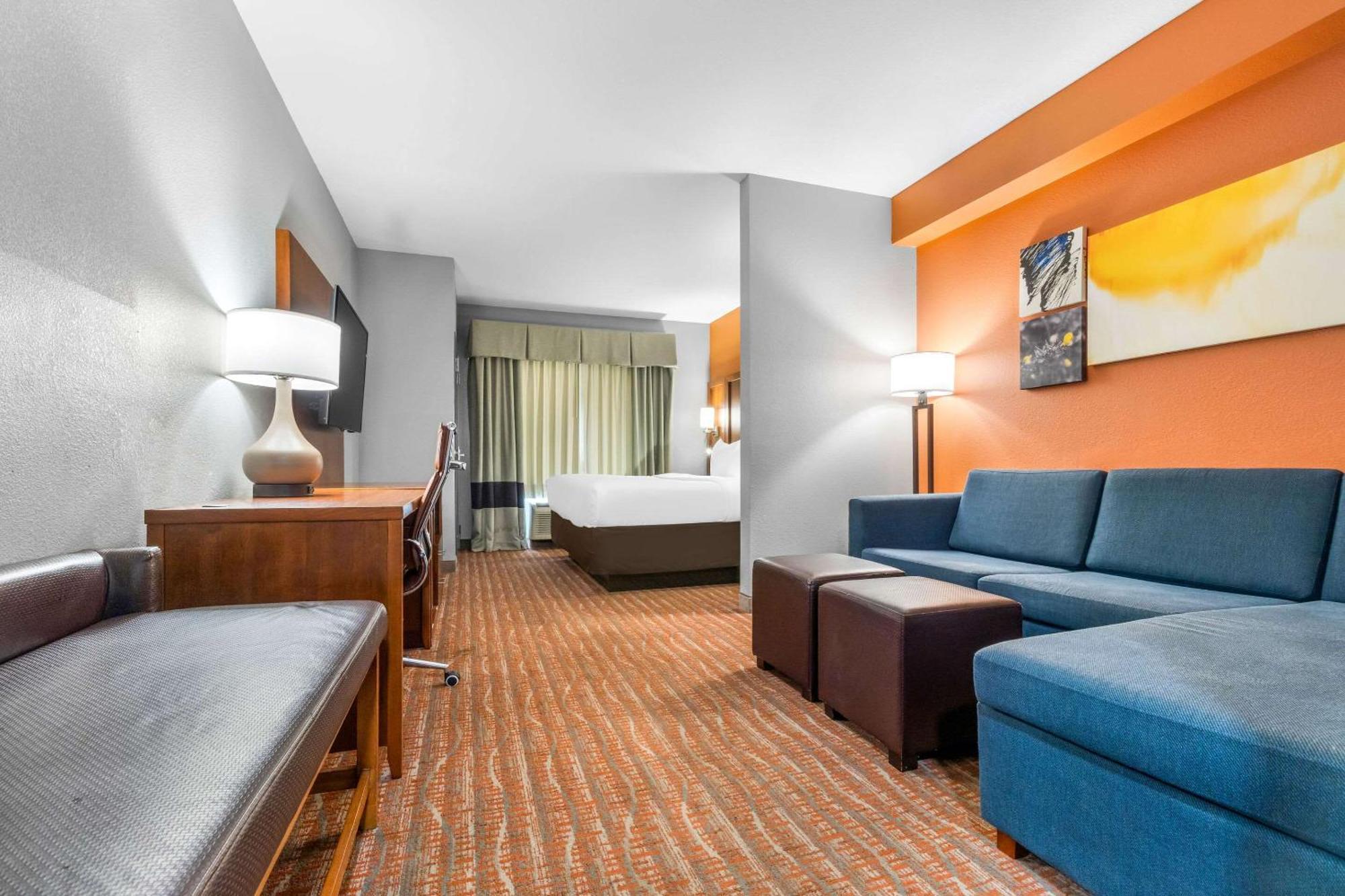 Comfort Suites Jackson I-40 Екстер'єр фото