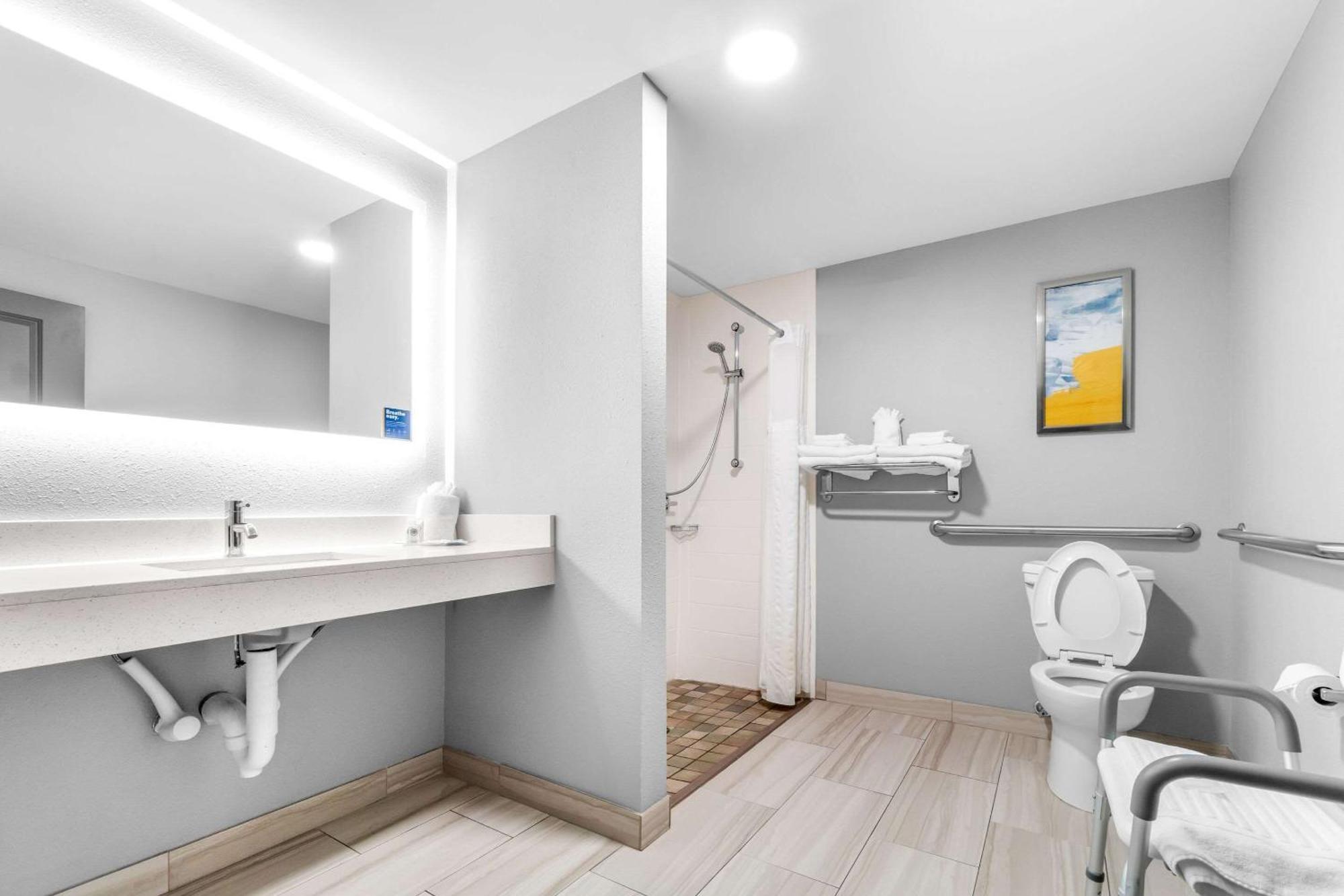 Comfort Suites Jackson I-40 Екстер'єр фото