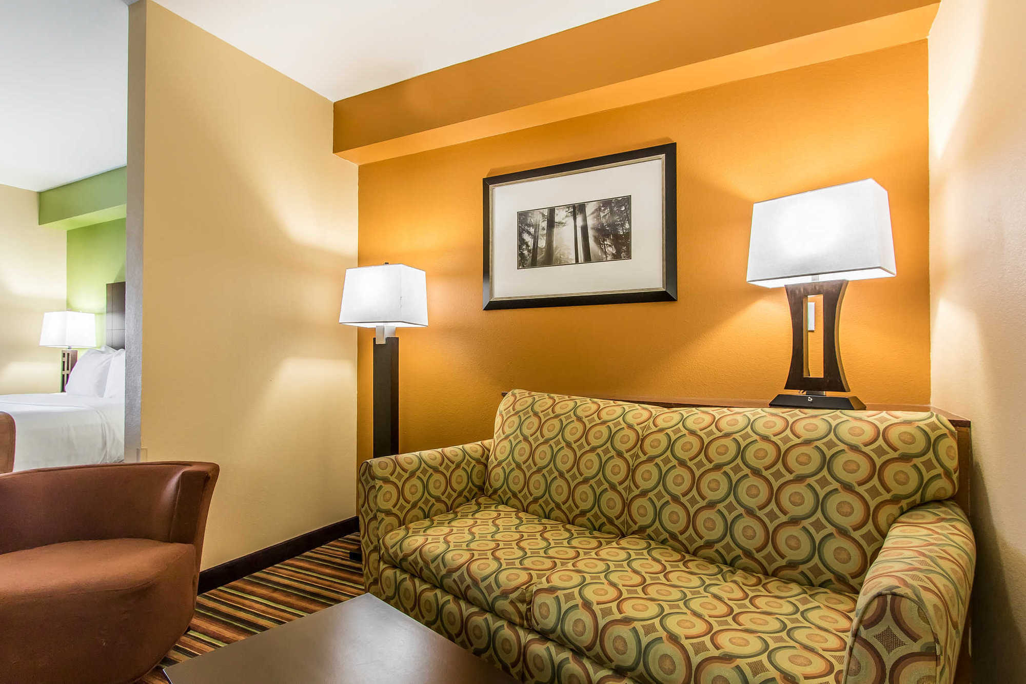 Comfort Suites Jackson I-40 Номер фото
