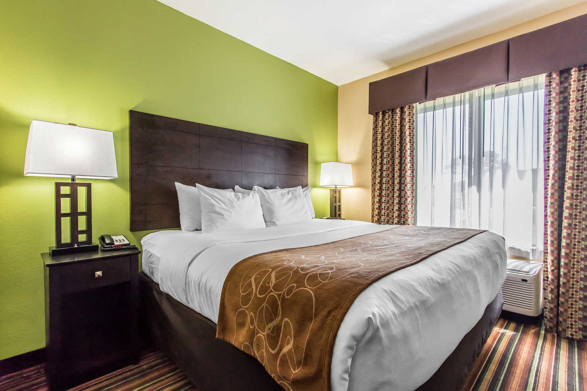 Comfort Suites Jackson I-40 Номер фото