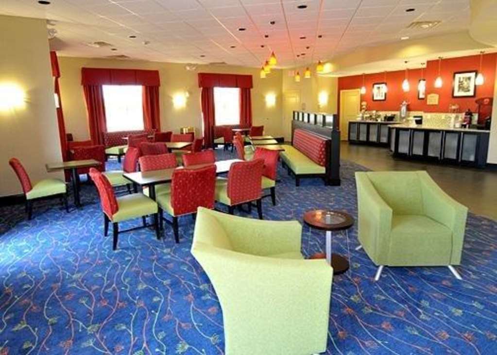 Comfort Suites Jackson I-40 Ресторан фото